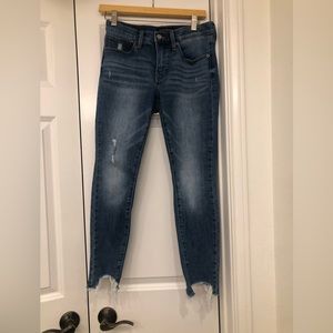 Lucky brand Ava distressed jeans size 4 ankle